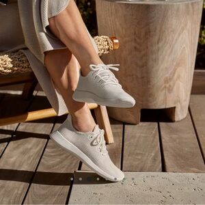 Allbirds Women's Tree Runners Kaikoura White size 9